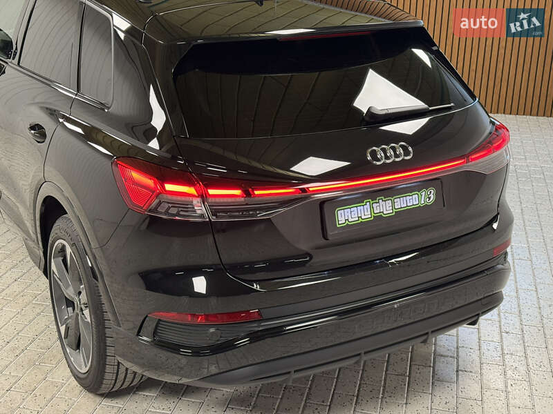 Внедорожник / Кроссовер Audi Q4 e-tron 2024 в Киеве