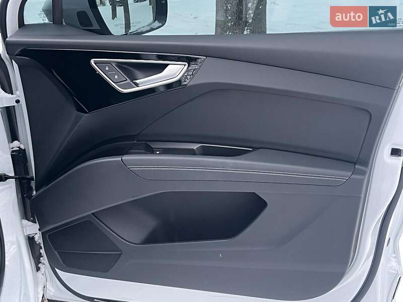 Внедорожник / Кроссовер Audi Q4 e-tron 2023 в Киеве фото 17 Внедорожник / Кроссовер Audi Q4 e-tron 2023 в Киеве