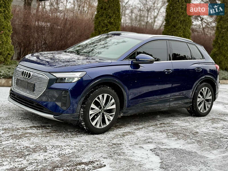 Позашляховик / Кросовер Audi Q4 e-tron 2021 в Дніпрі