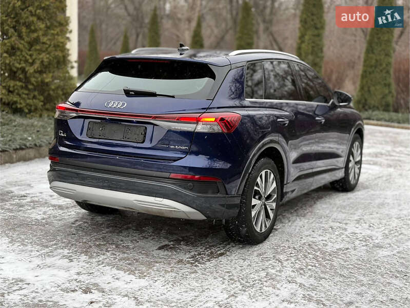 Позашляховик / Кросовер Audi Q4 e-tron 2021 в Дніпрі