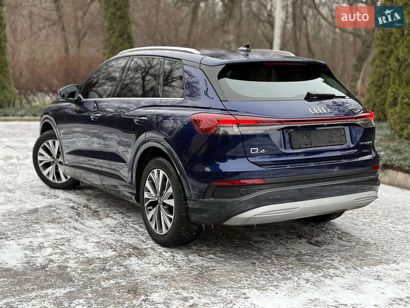 Позашляховик / Кросовер Audi Q4 e-tron 2021 в Дніпрі