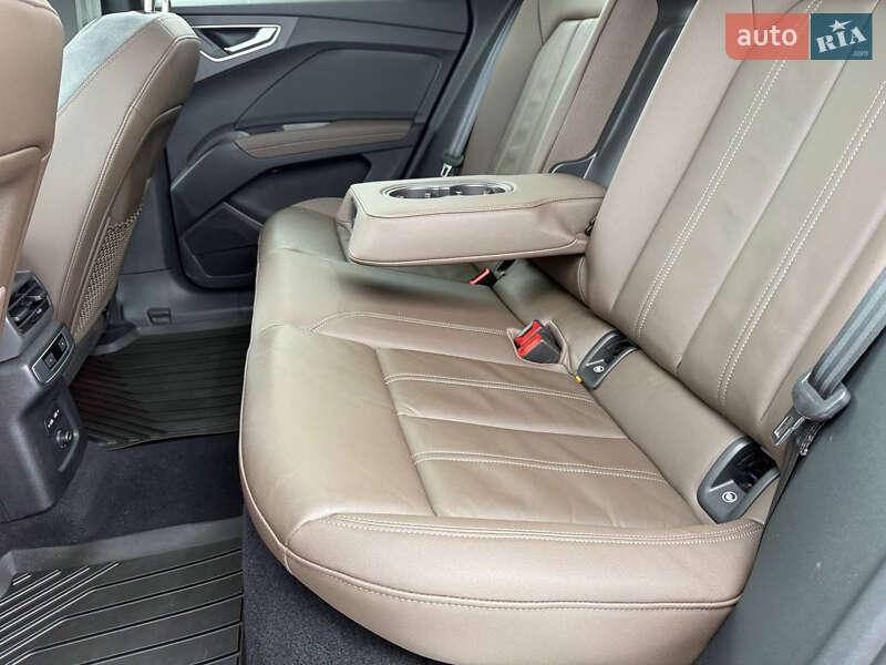 Внедорожник / Кроссовер Audi Q4 e-tron 2023 в Коломые