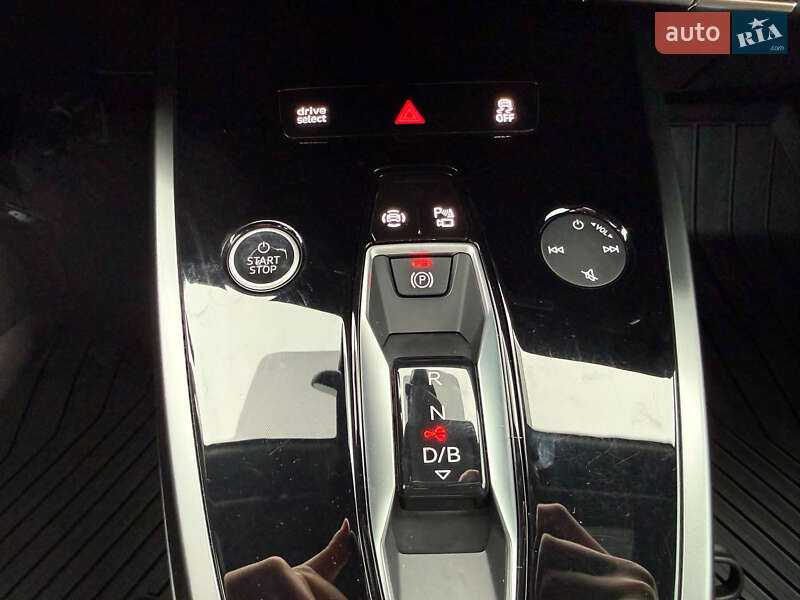 Внедорожник / Кроссовер Audi Q4 e-tron 2023 в Коломые