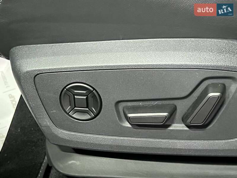 Внедорожник / Кроссовер Audi Q4 e-tron 2022 в Одессе