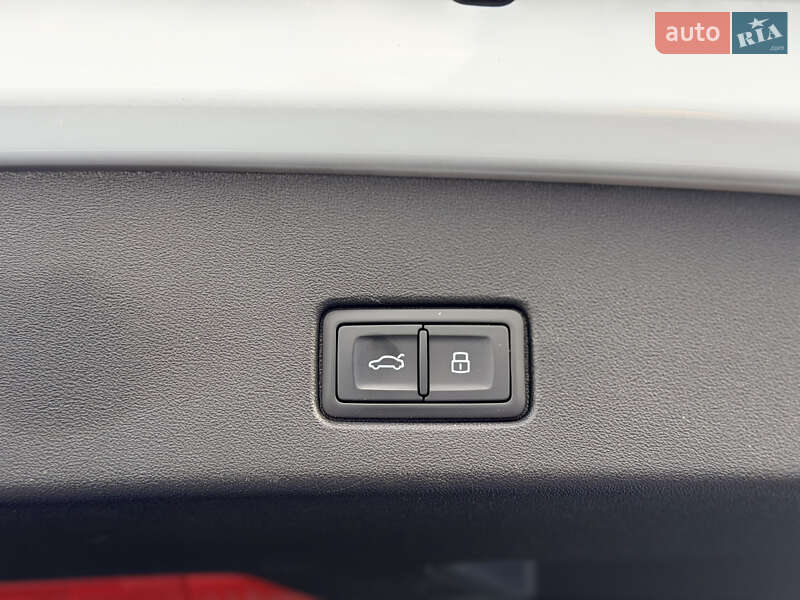 Внедорожник / Кроссовер Audi Q4 e-tron 2021 в Броварах фото 25 Внедорожник / Кроссовер Audi Q4 e-tron 2021 в Броварах