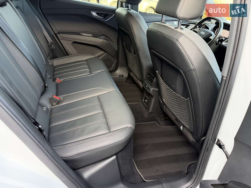 Внедорожник / Кроссовер Audi Q4 e-tron 2021 в Броварах фото 45 Внедорожник / Кроссовер Audi Q4 e-tron 2021 в Броварах