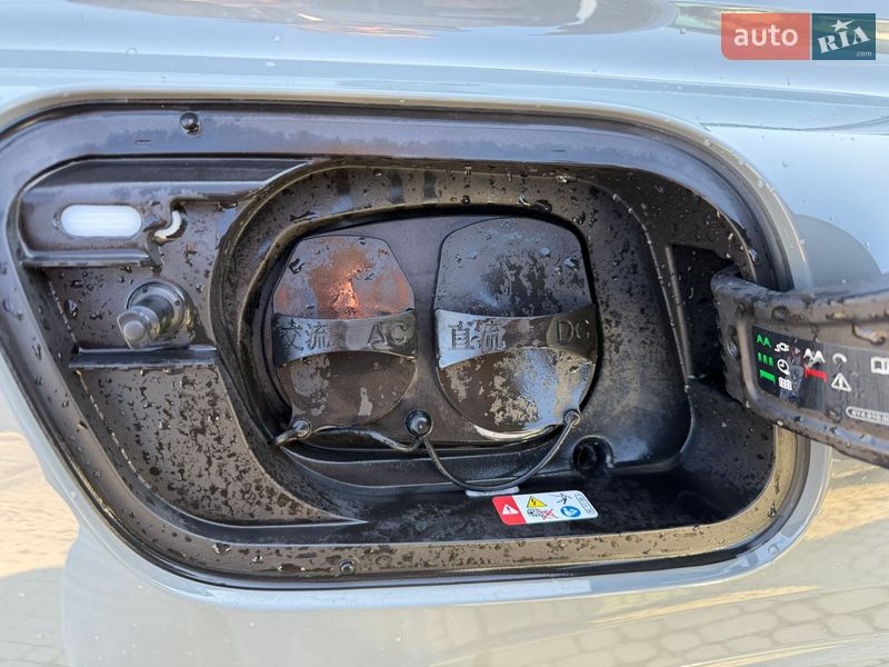 Внедорожник / Кроссовер Audi Q4 e-tron 2025 в Львове