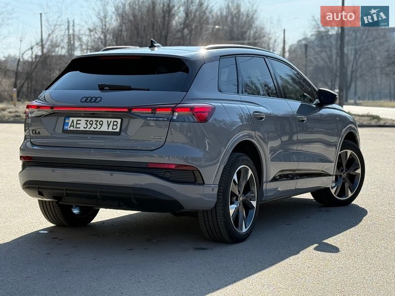 Внедорожник / Кроссовер Audi Q4 e-tron 2023 в Днепре