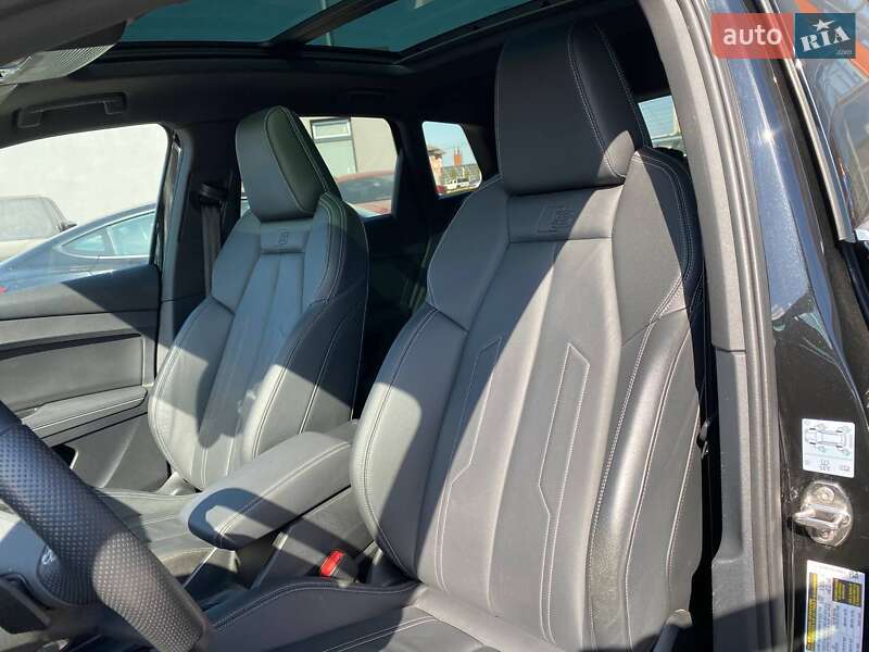 Внедорожник / Кроссовер Audi Q4 e-tron 2022 в Львове