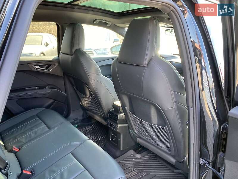 Внедорожник / Кроссовер Audi Q4 e-tron 2022 в Львове