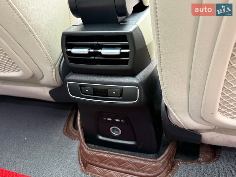 Внедорожник / Кроссовер Audi Q4 e-tron 2022 в Львове