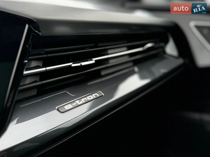 Внедорожник / Кроссовер Audi Q4 e-tron 2022 в Киеве фото 33 Внедорожник / Кроссовер Audi Q4 e-tron 2022 в Киеве