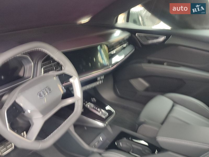 Внедорожник / Кроссовер Audi Q4 e-tron 2025 в Киеве фото 7 Внедорожник / Кроссовер Audi Q4 e-tron 2025 в Киеве