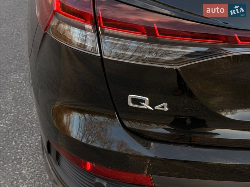Позашляховик / Кросовер Audi Q4 e-tron 2022 в Дрогобичі