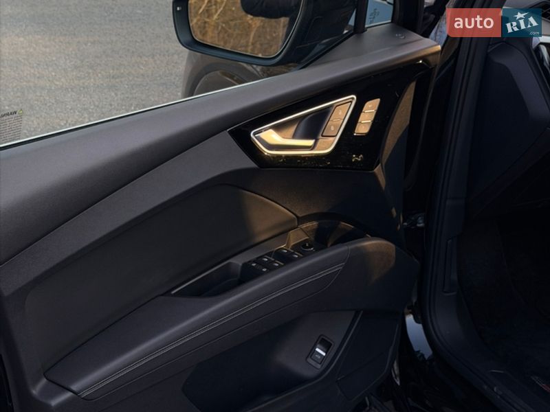 Позашляховик / Кросовер Audi Q4 e-tron 2022 в Дрогобичі