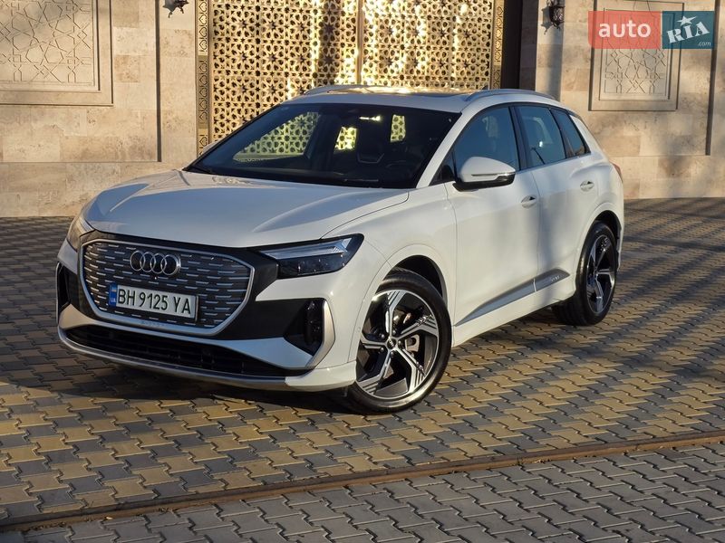 Позашляховик / Кросовер Audi Q4 e-tron 2023 в Одесі
