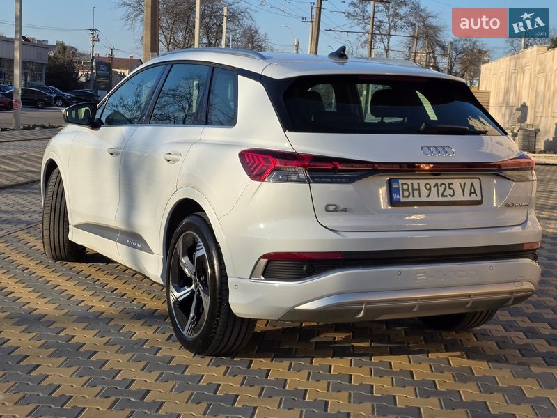 Позашляховик / Кросовер Audi Q4 e-tron 2023 в Одесі