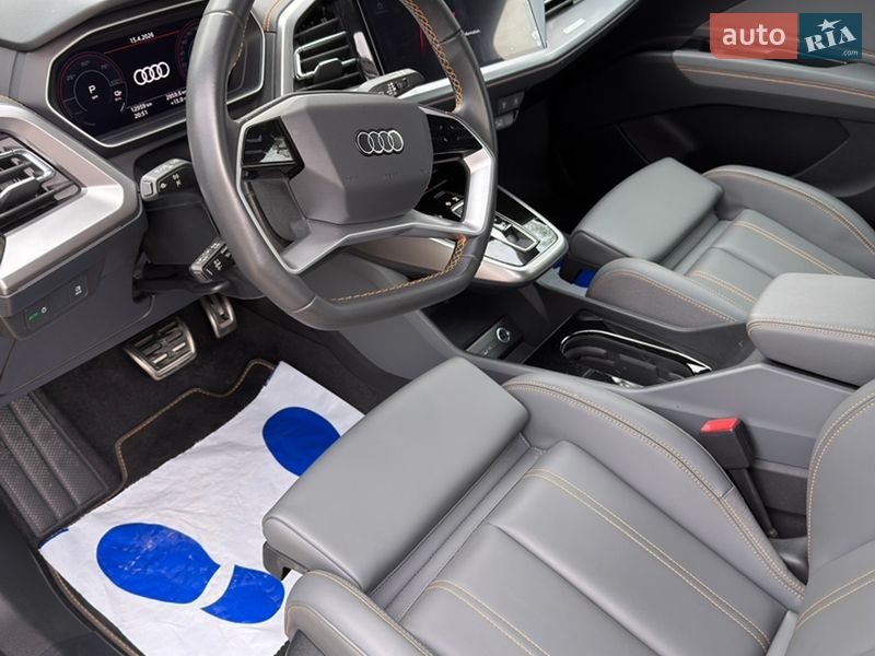 Внедорожник / Кроссовер Audi Q4 e-tron 2024 в Ивано-Франковске