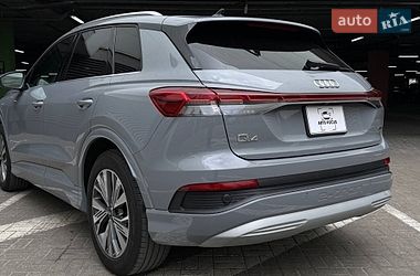 Позашляховик / Кросовер Audi Q4 e-tron 2023 в Києві