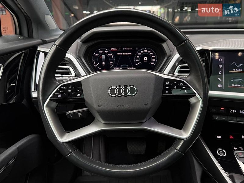 Позашляховик / Кросовер Audi Q4 e-tron 2023 в Києві