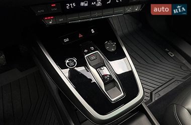 Позашляховик / Кросовер Audi Q4 e-tron 2023 в Києві
