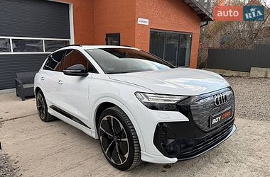 Внедорожник / Кроссовер Audi Q4 e-tron 2023 в Ивано-Франковске