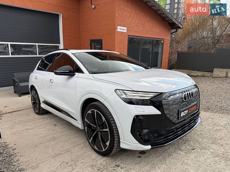 Audi Q4 e-tron 2023