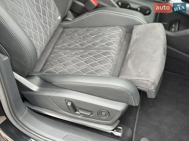 Внедорожник / Кроссовер Audi Q4 e-tron 2023 в Луцке