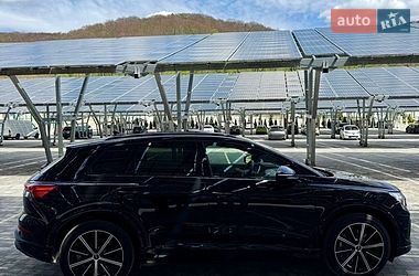 Внедорожник / Кроссовер Audi Q4 e-tron 2024 в Львове