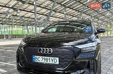 Внедорожник / Кроссовер Audi Q4 e-tron 2024 в Львове