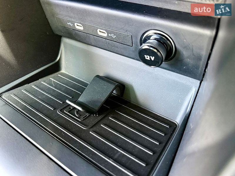 Внедорожник / Кроссовер Audi Q4 e-tron 2024 в Львове