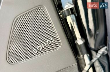 Внедорожник / Кроссовер Audi Q4 e-tron 2024 в Львове