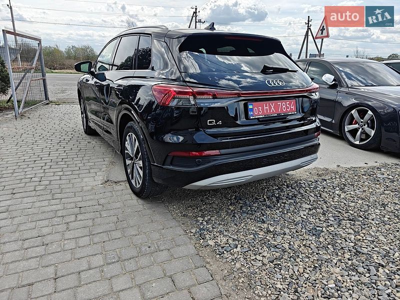 Внедорожник / Кроссовер Audi Q4 e-tron 2024 в Ивано-Франковске
