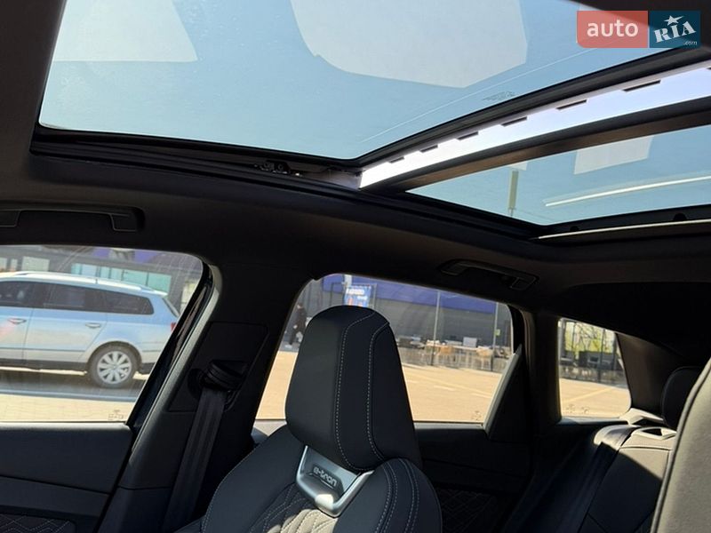 Внедорожник / Кроссовер Audi Q4 e-tron 2024 в Киеве