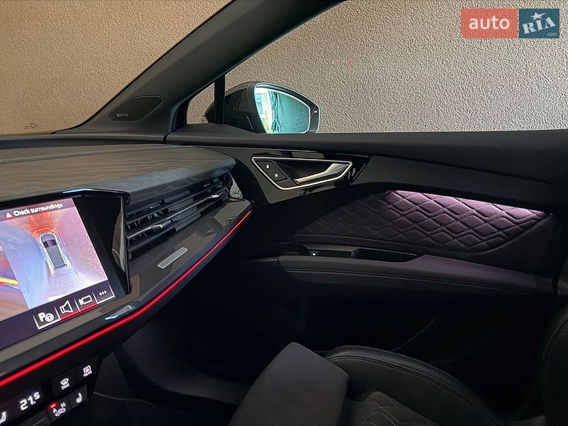 Внедорожник / Кроссовер Audi Q4 e-tron 2024 в Киеве