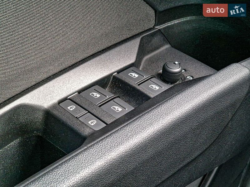 Внедорожник / Кроссовер Audi Q4 e-tron 2022 в Кременчуге