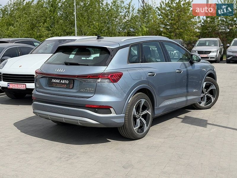 Внедорожник / Кроссовер Audi Q4 e-tron 2024 в Львове