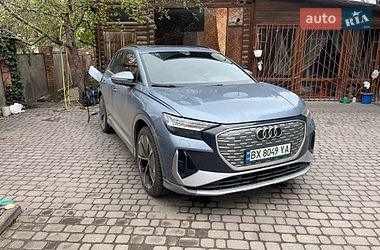 Позашляховик / Кросовер Audi Q4 e-tron 2023 в Хмельницькому
