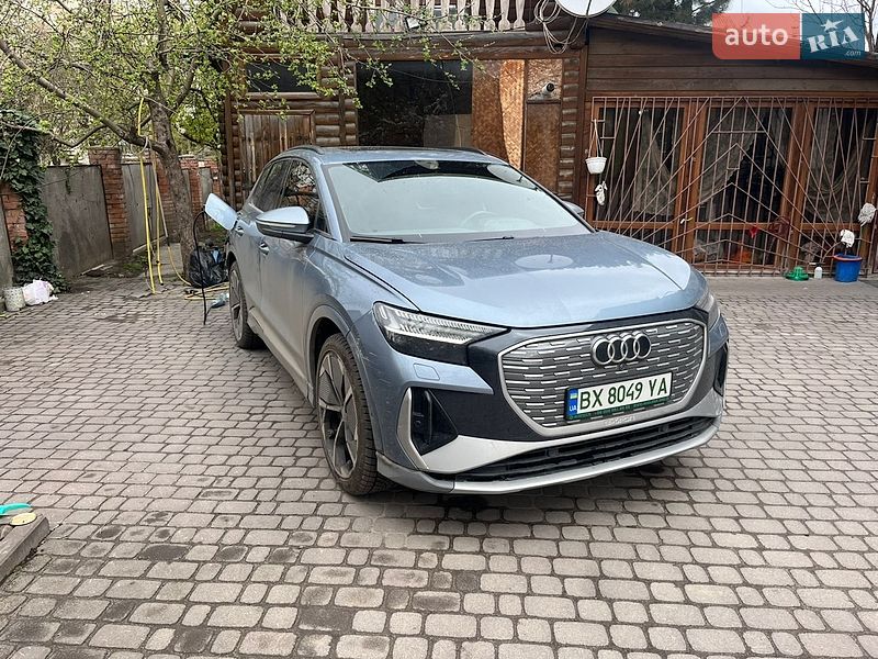 Audi Q4 e-tron 2023