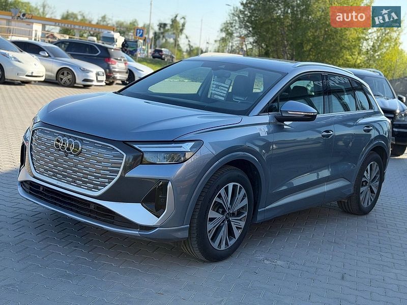 Внедорожник / Кроссовер Audi Q4 e-tron 2024 в Виннице