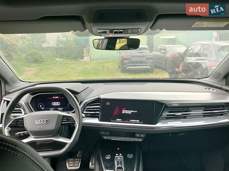 Внедорожник / Кроссовер Audi Q4 e-tron 2024 в Киеве