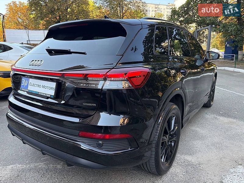 Внедорожник / Кроссовер Audi Q4 e-tron 2023 в Киеве