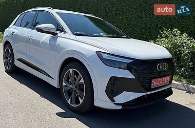 Внедорожник / Кроссовер Audi Q4 e-tron 2024 в Львове