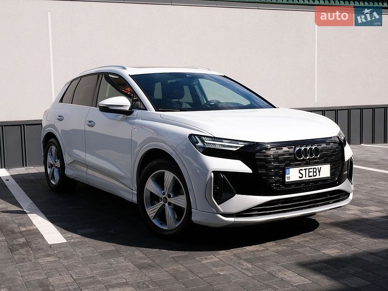 Audi Q4 e-tron 2024 Audi Q4 e-tron 2024