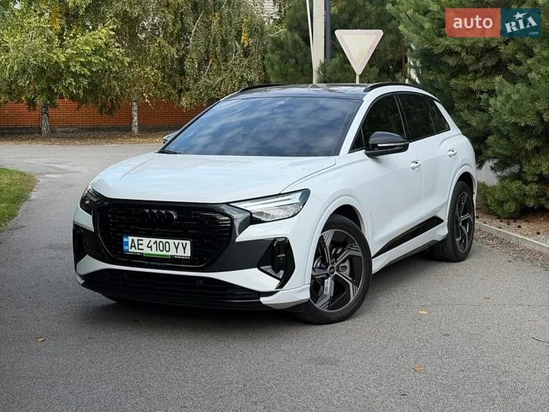 Audi Q4 e-tron 2023