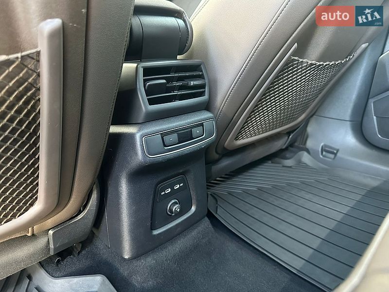 Внедорожник / Кроссовер Audi Q4 e-tron 2023 в Коломые фото 25 Внедорожник / Кроссовер Audi Q4 e-tron 2023 в Коломые