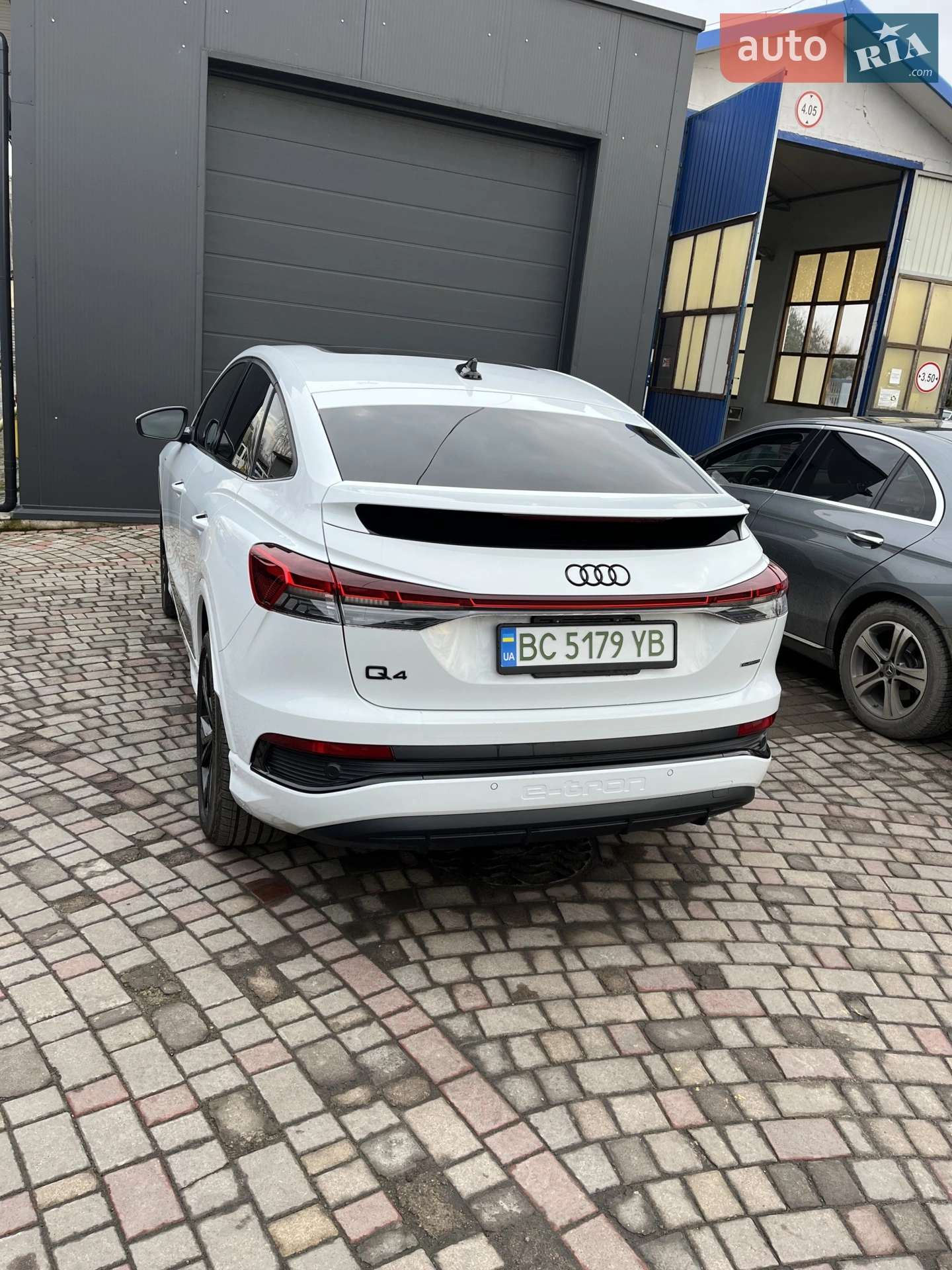 2023 Audi Q4 Sportback e-tron - мініатюра 4