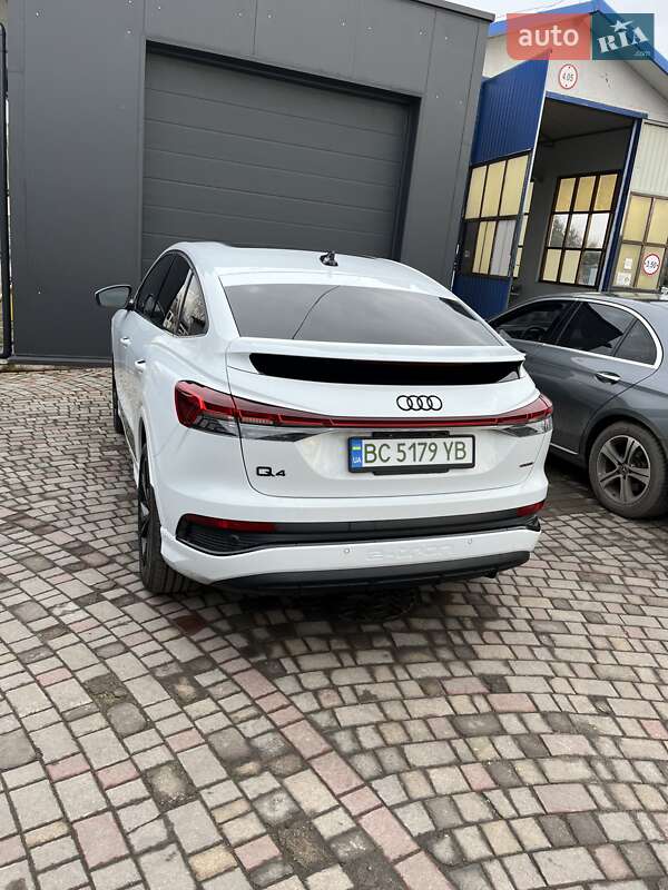 Позашляховик / Кросовер Audi Q4 Sportback e-tron 2023 в Львові