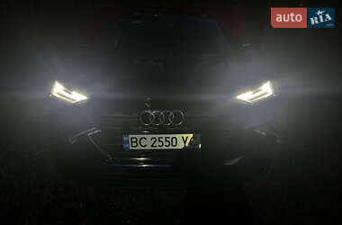 Позашляховик / Кросовер Audi Q4 Sportback e-tron 2022 в 