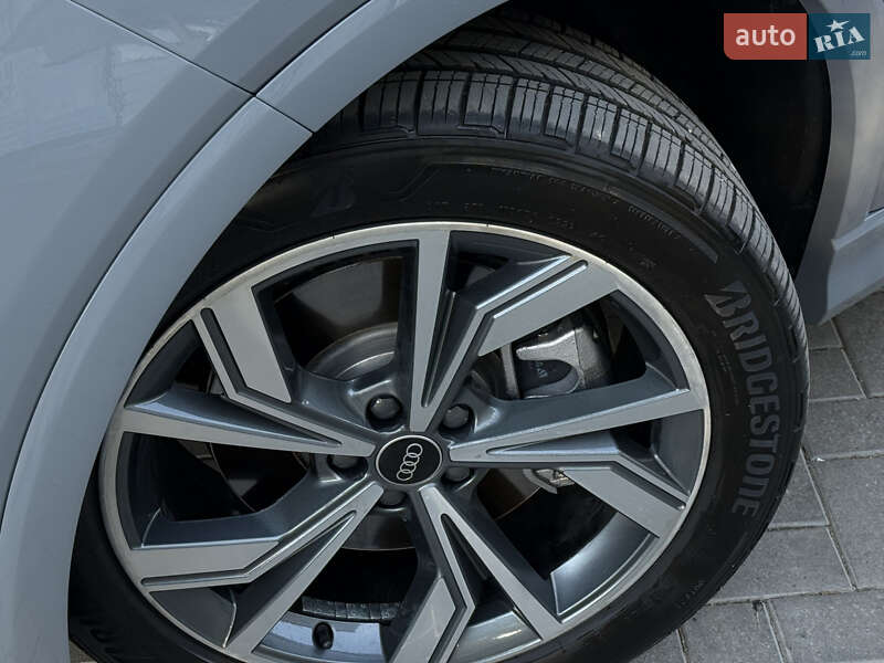 Внедорожник / Кроссовер Audi Q4 Sportback e-tron 2023 в Николаеве